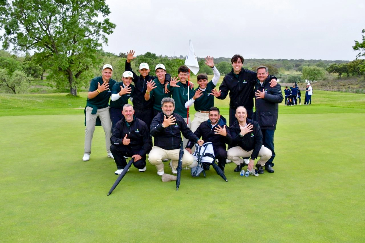 ¡Andalucía hace historia con dos jugadores de La Cañada en su equipo!